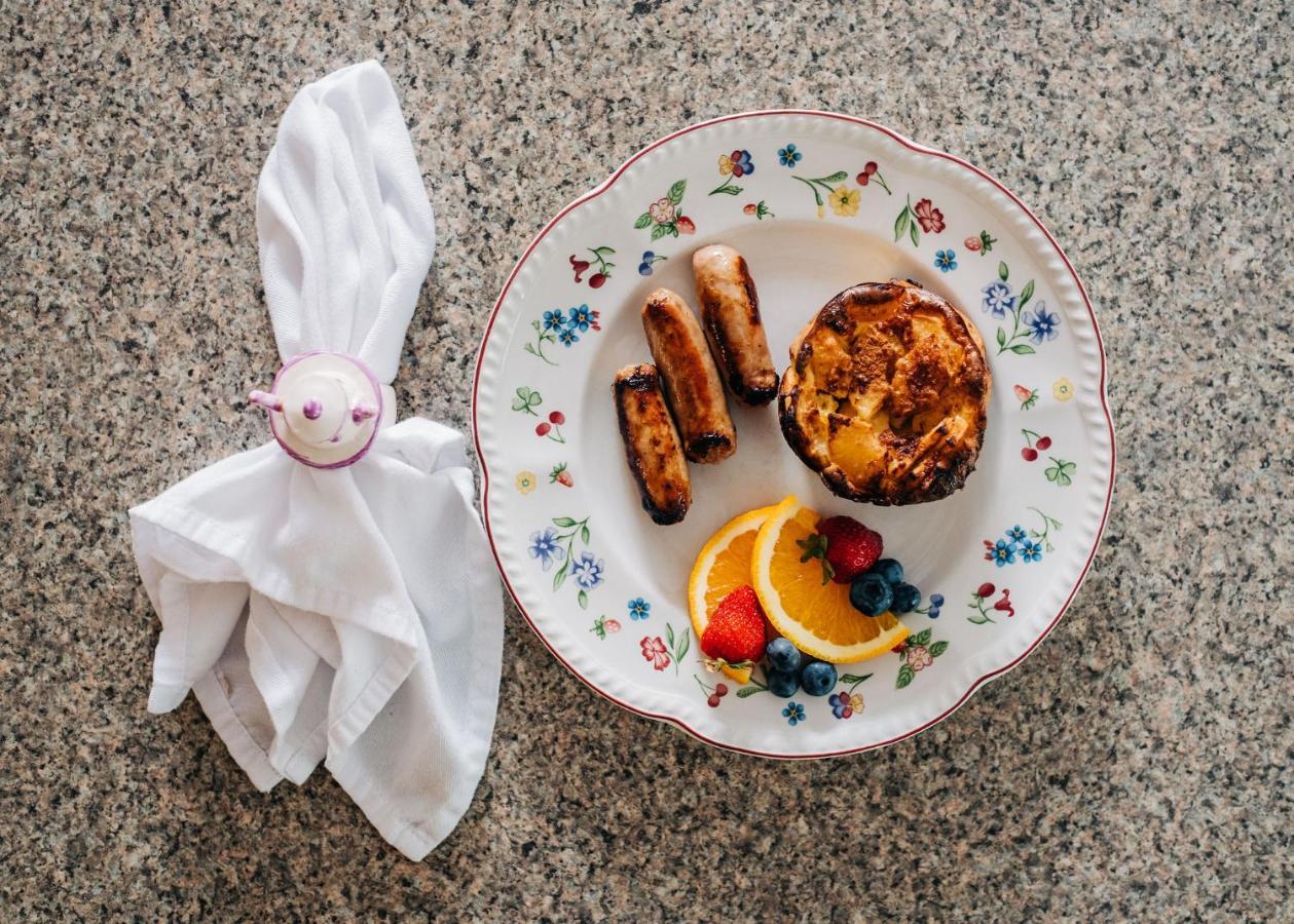 Farmhouse Inn B&B Canning ภายนอก รูปภาพ
