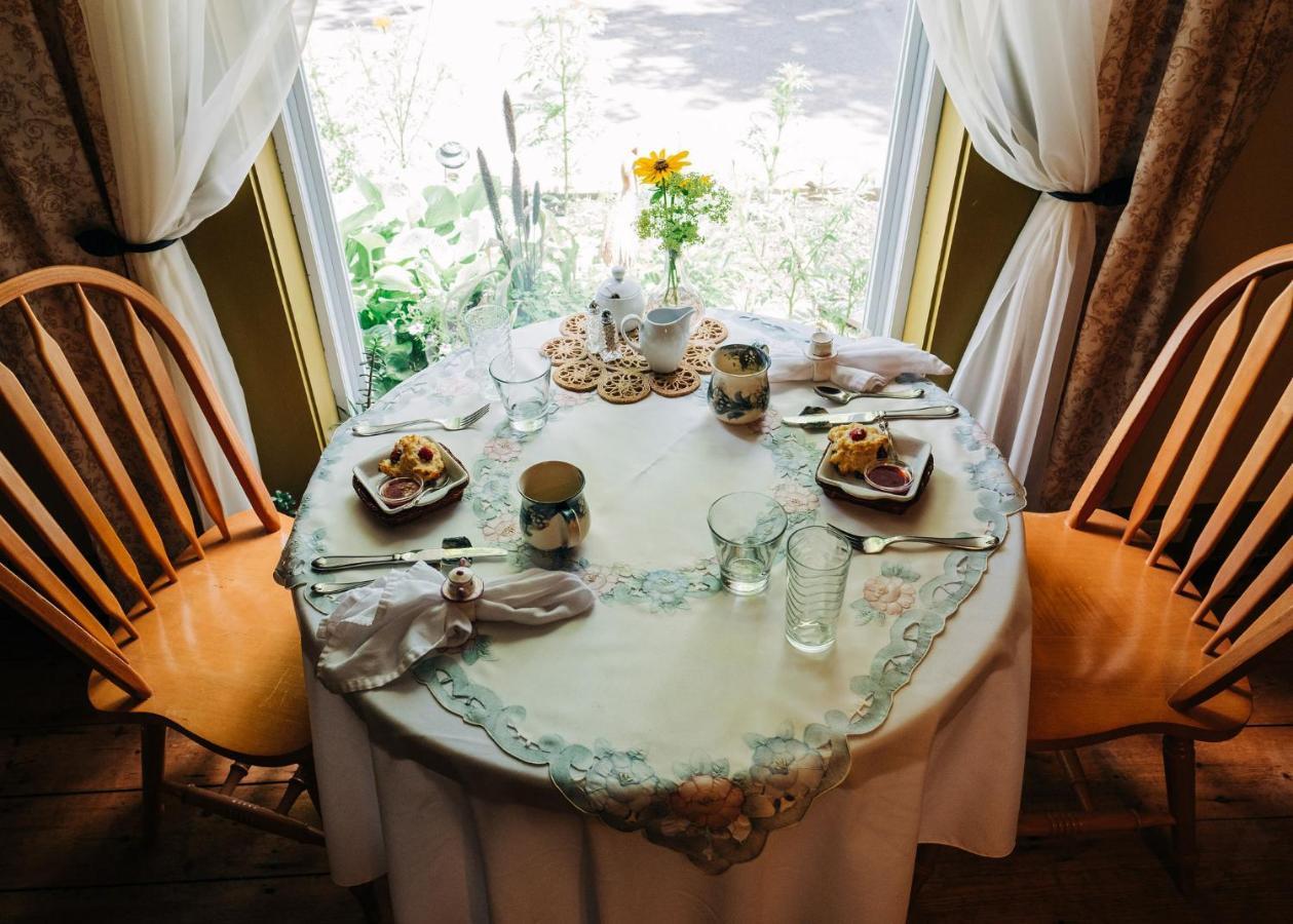 Farmhouse Inn B&B Canning ภายนอก รูปภาพ