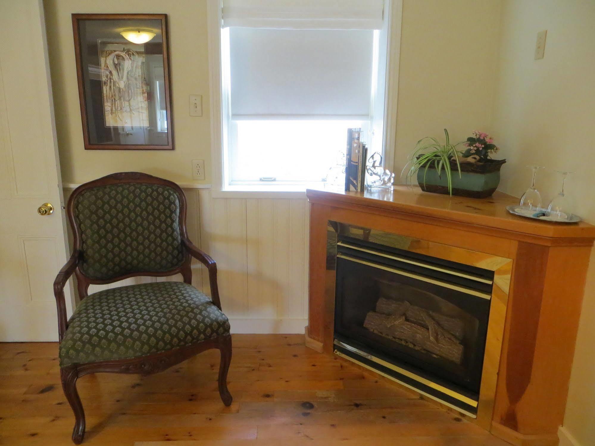 Farmhouse Inn B&B Canning ภายนอก รูปภาพ